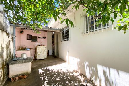 Casa à venda com 360m², 2 quartos e 2 vagasÁrea de Serviço