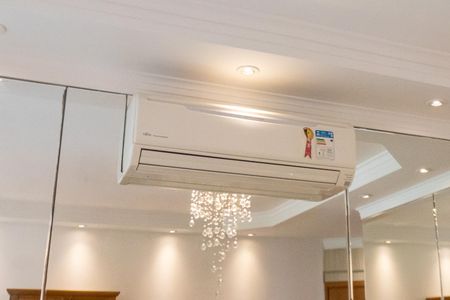 Detalhe da sala de apartamento para alugar com 3 quartos, 150m² em Canto do Forte, Praia Grande