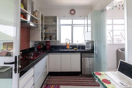 Apartamento para alugar com 150m², 3 quartos e 2 vagasCozinha