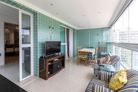 Apartamento para alugar com 150m², 3 quartos e 2 vagasVaranda