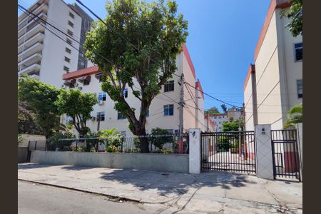 Apartamento à venda com 65m², 3 quartos e 1 vaga Apartamento à venda com 65m², 3 quartos e 1 vagaFachada e portaria