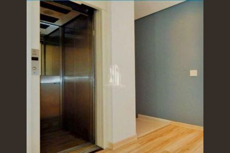 Casa de condomínio à venda com 350m², 4 quartos e 8 vagas