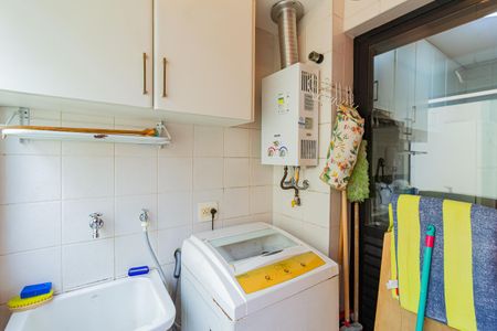 Apartamento à venda com 72m², 2 quartos e 1 vagaÁrea de Serviço