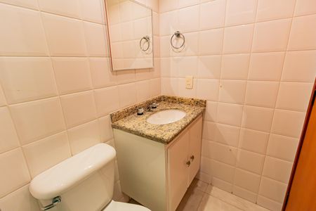 Apartamento à venda com 72m², 2 quartos e 1 vagaBanheiro