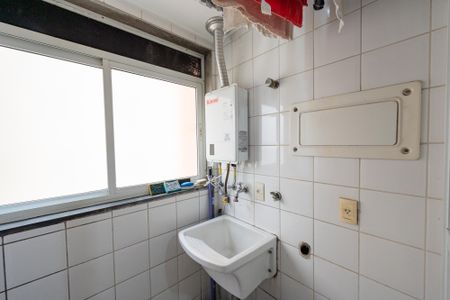Apartamento à venda com 70m², 3 quartos e 2 vagasLavanderia