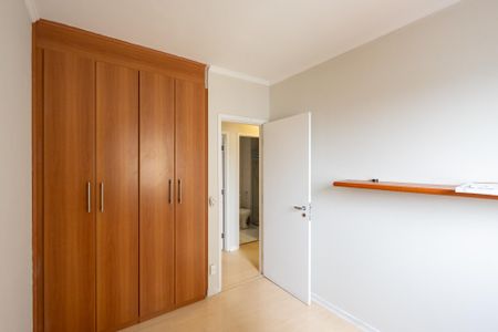 Apartamento à venda com 70m², 3 quartos e 2 vagasQuarto 2