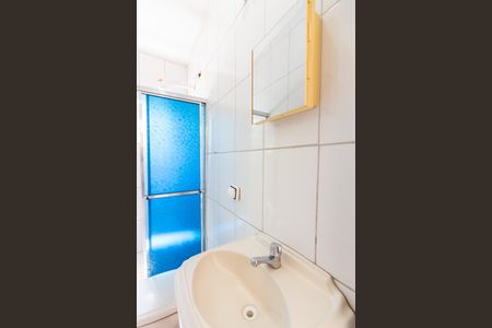 Banheiro de casa para alugar com 1 quarto, 30m² em Km 18, Osasco