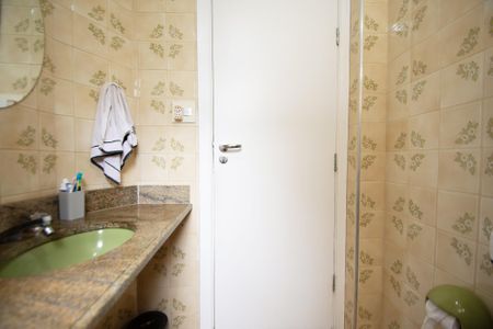 Apartamento para alugar com 114m², 3 quartos e 1 vaga Apartamento para alugar com 114m², 3 quartos e 1 vagabanheiro corredorbanheiro corredor