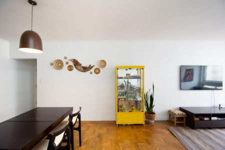 Apartamento para alugar com 114m², 3 quartos e 1 vaga Apartamento para alugar com 114m², 3 quartos e 1 vagaSala de jantar