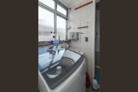 Apartamento à venda com 117m², 2 quartos e 1 vagaÁrea de Serviço