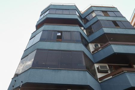 Apartamento à venda com 117m², 2 quartos e 1 vagaFachada