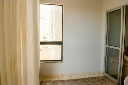 Varanda da Sala de apartamento para alugar com 3 quartos, 94m² em Jardim Goiás, Goiânia