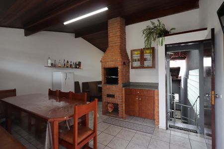 Casa à venda com 195m², 2 quartos e 5 vagasÁrea Gourmet