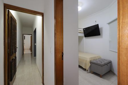 Casa à venda com 195m², 2 quartos e 5 vagasCorredor