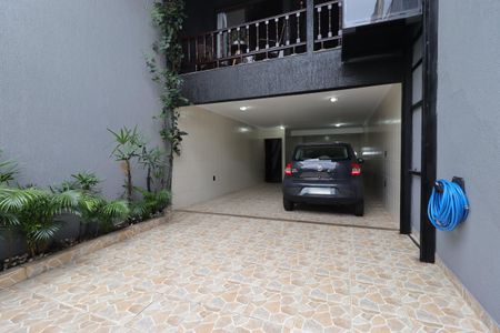 Casa à venda com 195m², 2 quartos e 5 vagasGaragem