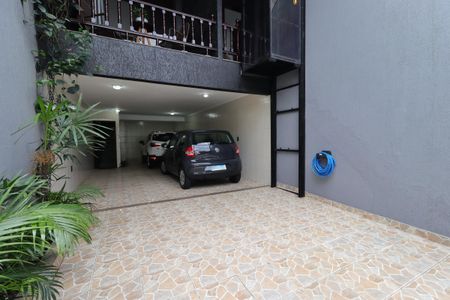 Casa à venda com 195m², 2 quartos e 5 vagasGaragem