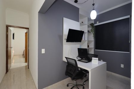Casa à venda com 195m², 2 quartos e 5 vagasCorredor