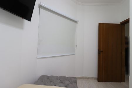 Casa à venda com 195m², 2 quartos e 5 vagasQuarto