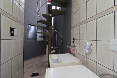 Casa à venda com 195m², 2 quartos e 5 vagasÁrea de Serviço