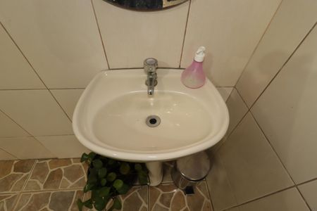 Casa à venda com 195m², 2 quartos e 5 vagasLavabo - Pia