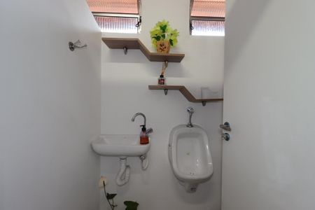 Casa à venda com 195m², 2 quartos e 5 vagasÁrea Gourmet - Lavabo