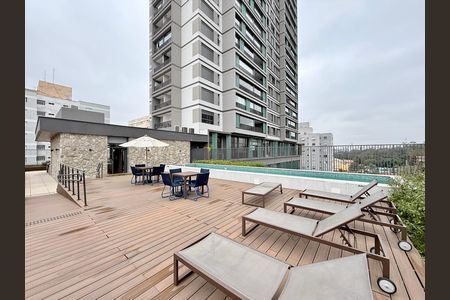 Studio à venda com 32m², 1 quarto e sem vagaPiscina 