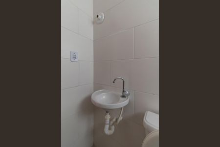 Apartamento à venda com 36m², 2 quartos e sem vaga Apartamento à venda com 36m², 2 quartos e sem vagaBanheiro