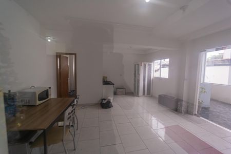 Apartamento para alugar com 36m², 2 quartos e sem vaga Apartamento para alugar com 36m², 2 quartos e sem vagaÁrea comum - Salão de festas
