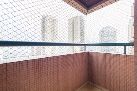 Apartamento para alugar com 95m², 3 quartos e 2 vagas Apartamento para alugar com 95m², 3 quartos e 2 vagasVaranda - Suíte