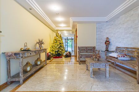 Apartamento para alugar com 95m², 3 quartos e 2 vagas Apartamento para alugar com 95m², 3 quartos e 2 vagasHall social