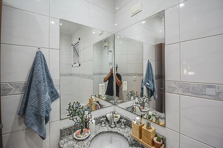 Apartamento à venda com 75m², 3 quartos e 2 vagasBanheiro