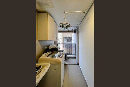 Apartamento para alugar com 115m², 3 quartos e 2 vagas Apartamento para alugar com 115m², 3 quartos e 2 vagasÁrea de Serviço