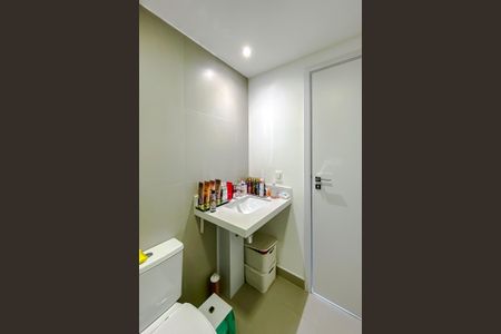 Apartamento para alugar com 115m², 3 quartos e 2 vagas Apartamento para alugar com 115m², 3 quartos e 2 vagasBanheiro da Suíte 2