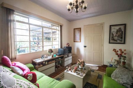 Sala de casa à venda com 2 quartos, 600m² em Vila Vitorio Mazzei, São Paulo