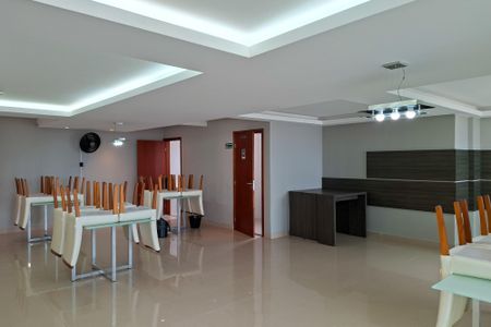 Apartamento para alugar com 110m², 3 quartos e 2 vagas Apartamento para alugar com 110m², 3 quartos e 2 vagasÁrea comum - Salão de festas