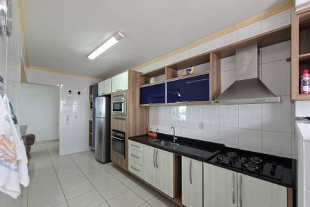 Apartamento para alugar com 110m², 3 quartos e 2 vagas Apartamento para alugar com 110m², 3 quartos e 2 vagasCozinha
