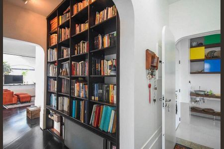 Apartamento à venda com 470m², 4 quartos e 6 vagasEscritório