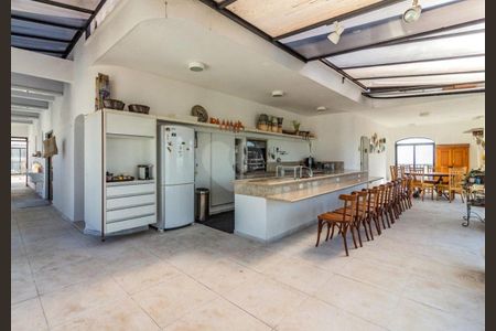 Apartamento à venda com 470m², 4 quartos e 6 vagasÁrea comum - Salão de festas