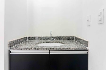 Banheiro de apartamento à venda com 2 quartos, 36m² em Jaguaré, São Paulo