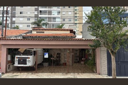 Casa à venda com 167m², 2 quartos e 3 vagasFachada 