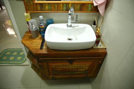 Casa à venda com 167m², 2 quartos e 3 vagasBanheiro Social 