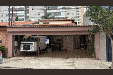 Casa à venda com 167m², 2 quartos e 3 vagasFachada 