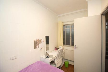 Casa à venda com 308m², 5 quartos e 2 vagasQuarto 3