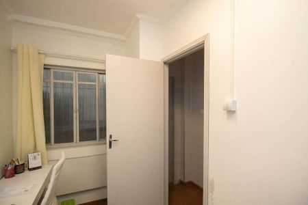 Casa à venda com 308m², 5 quartos e 2 vagasQuarto 3