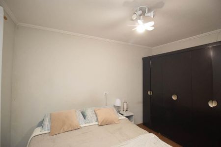 Casa à venda com 308m², 5 quartos e 2 vagasQuarto 2