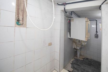 Casa à venda com 308m², 5 quartos e 2 vagasBanheiro 3
