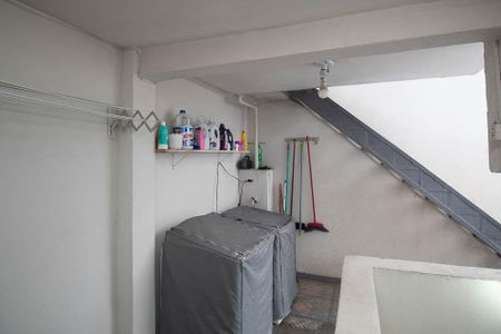 Casa à venda com 308m², 5 quartos e 2 vagasÁrea de Serviço