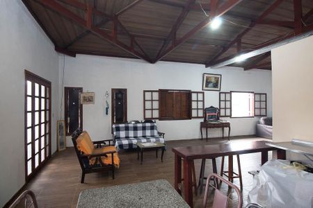 Casa à venda com 308m², 5 quartos e 2 vagasCozinha 2