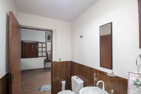 Casa à venda com 308m², 5 quartos e 2 vagasBanheiro 5