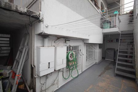 Casa à venda com 308m², 5 quartos e 2 vagasÁrea de Serviço